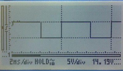 Die Amplitude mit dem Cursor gemessen ergibt wie man rechts unten im Display sieht 14,19V