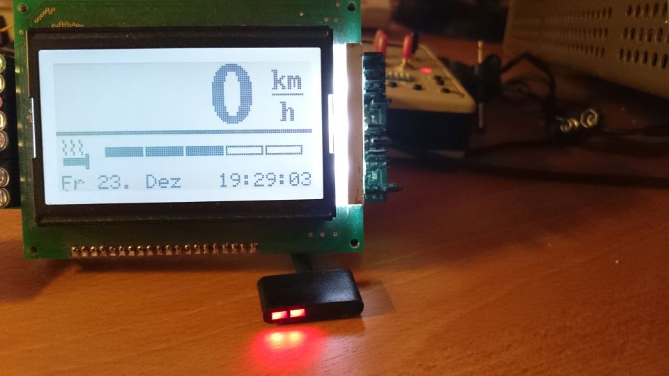 - oben: SIxO Bargraph (60%, Messungenauigkeit, wird behoben)<br />- unten: PCU5-LED-Bar (40%, korrekt)